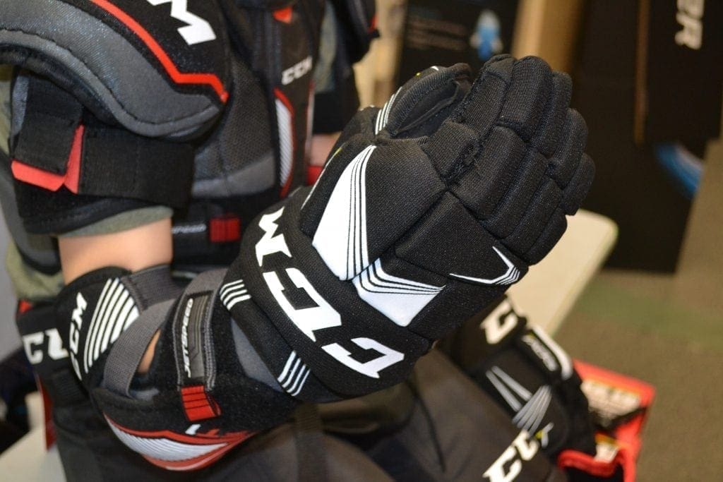 Fitting Hockey Gloves Chilliwack