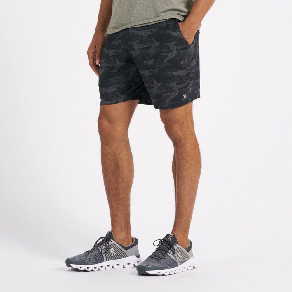 Vuori Men's Ponto Short - Black - Image 2